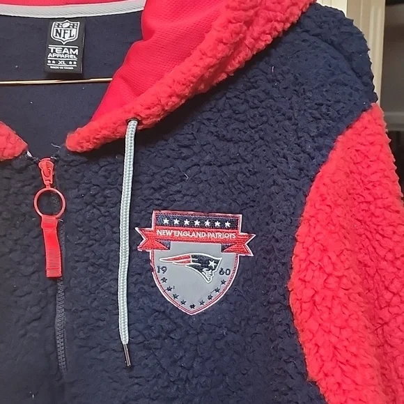 New England Patriots Sherpa Hoodie - Red and Navy size XL - Picture 4 of 6